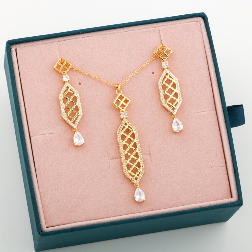 طقم مطلي زركون ناعم