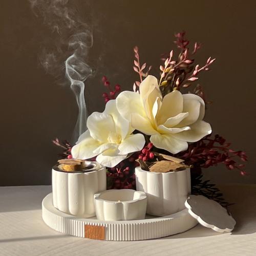 مجموعة مزينه بالورد السكري الفريد