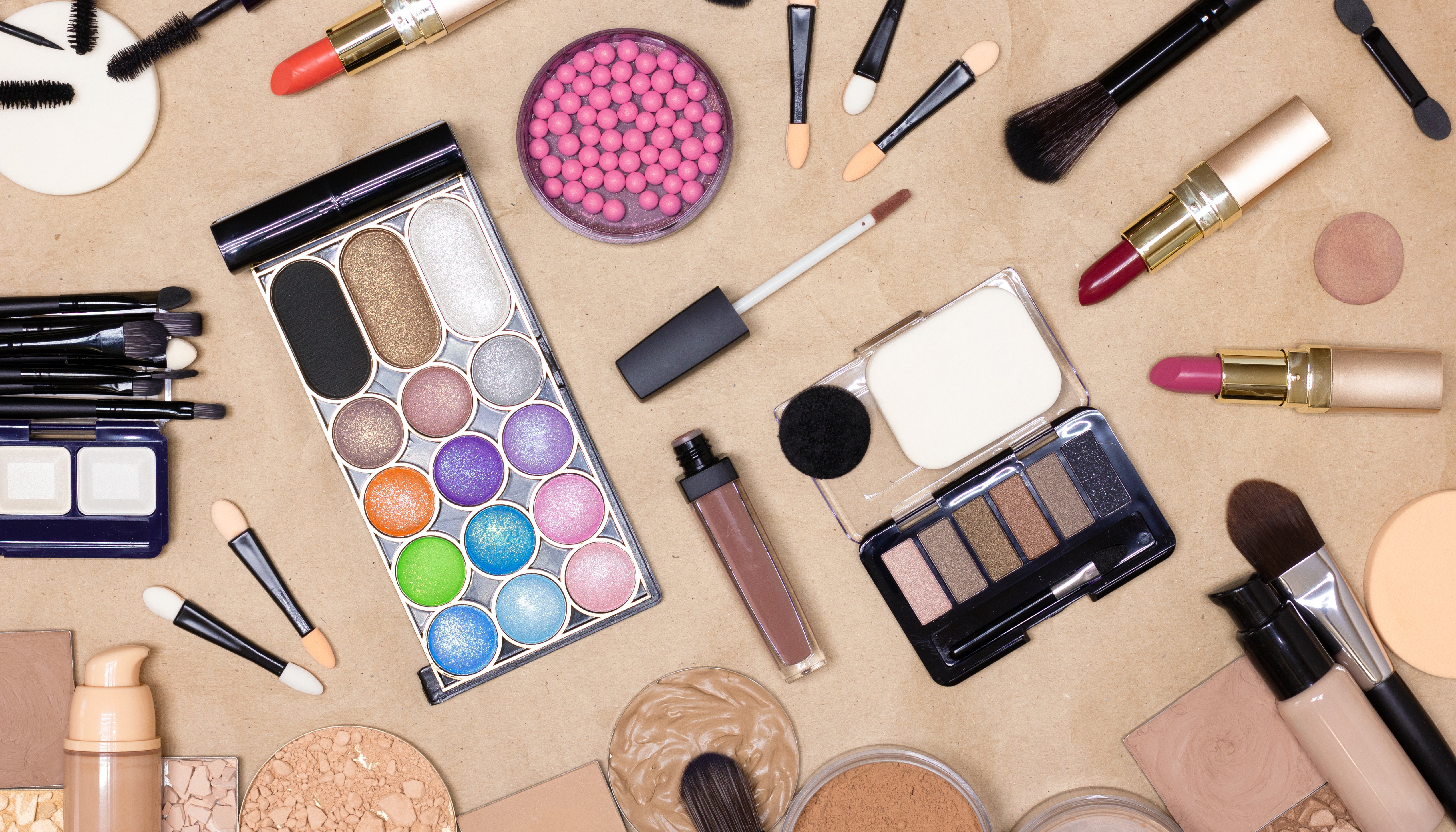 قسم المكياج