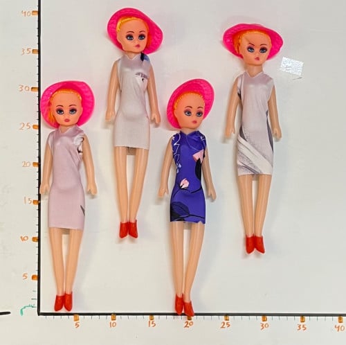 عروسة بطاقية 18A