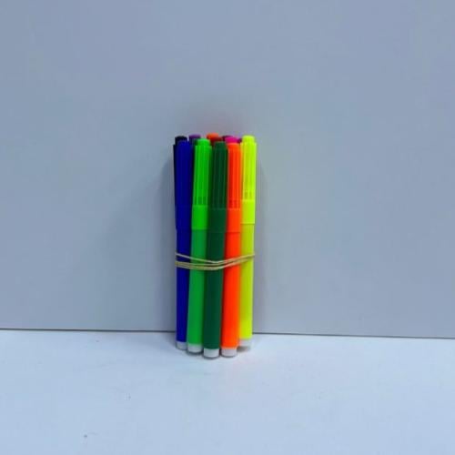 أقلام ملونة