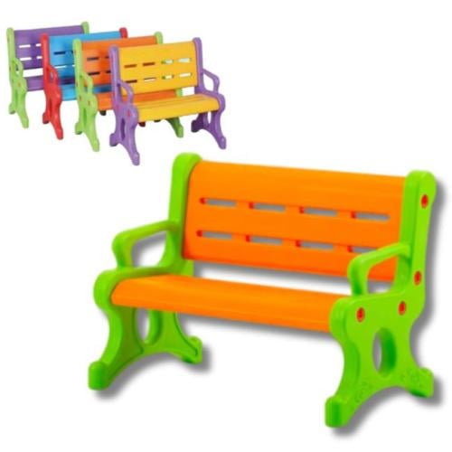 كرسي بلاستيك للأطفال /04603