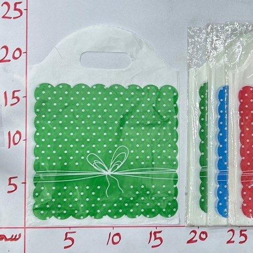 كيس هدايا بلاستيك خفيف (S) 3لون  (18×18 CM) (25726) 1A