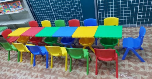 طاولة محاضرات للأطفال متصلة