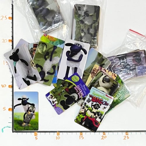 لواصق شخصيات شون ذا شيب 7E