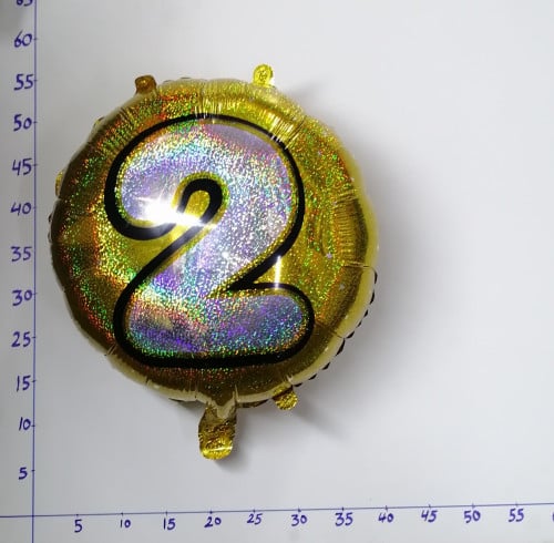 بالون هيليوم رقم  اثنين ذهبي 7E/100