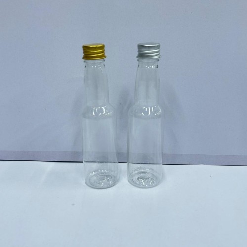 قارورة بلاستيك 90 مل طول ١٤ سم