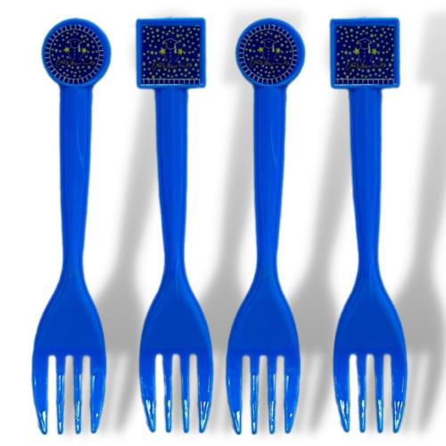 شوكة ألف مبروك التخرج