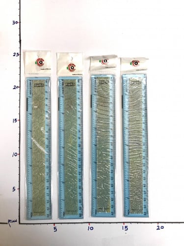 مسطرة  20 سم ( ب )