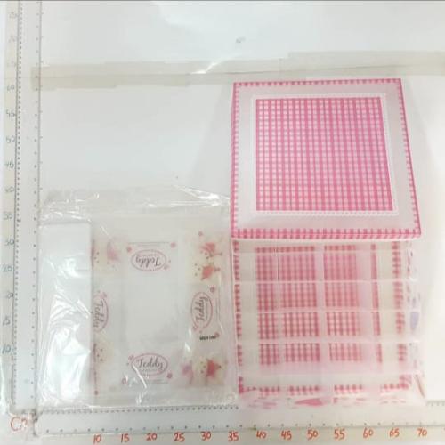 علب بلاستيك لتخزين بغطاء