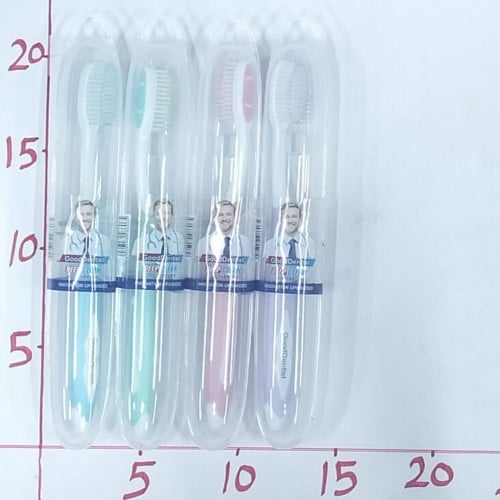 فرشة أسنان للكبار مع علبة شفاف (7A)