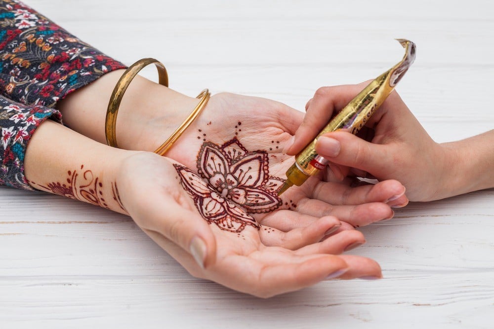 كادوهات وتوزيعات ليلة الحناء
