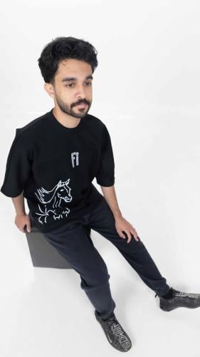 FALON BLACK T-SHIRT