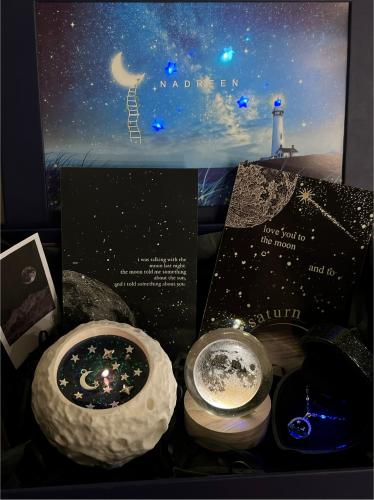 Moonshine box