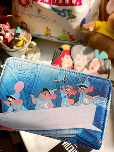 محفظة سندريلا و الفيران