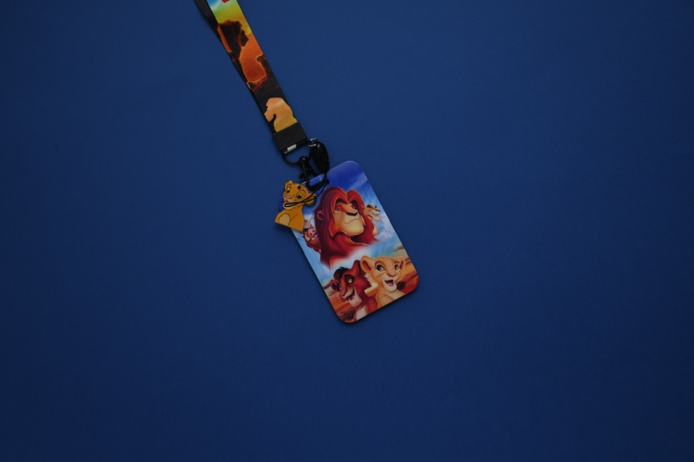 حامل بطاقات سيمبا - The lion king