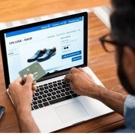كيفية اختيار حذاء مريح للمشي