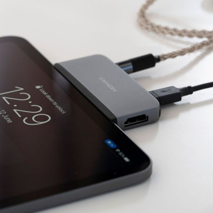 مخرج وصلات موماكس 4 في 1 للجوال Type-C متعدد المنافذ (PD,HDMI,USB,AUX) - رمادي غامق
