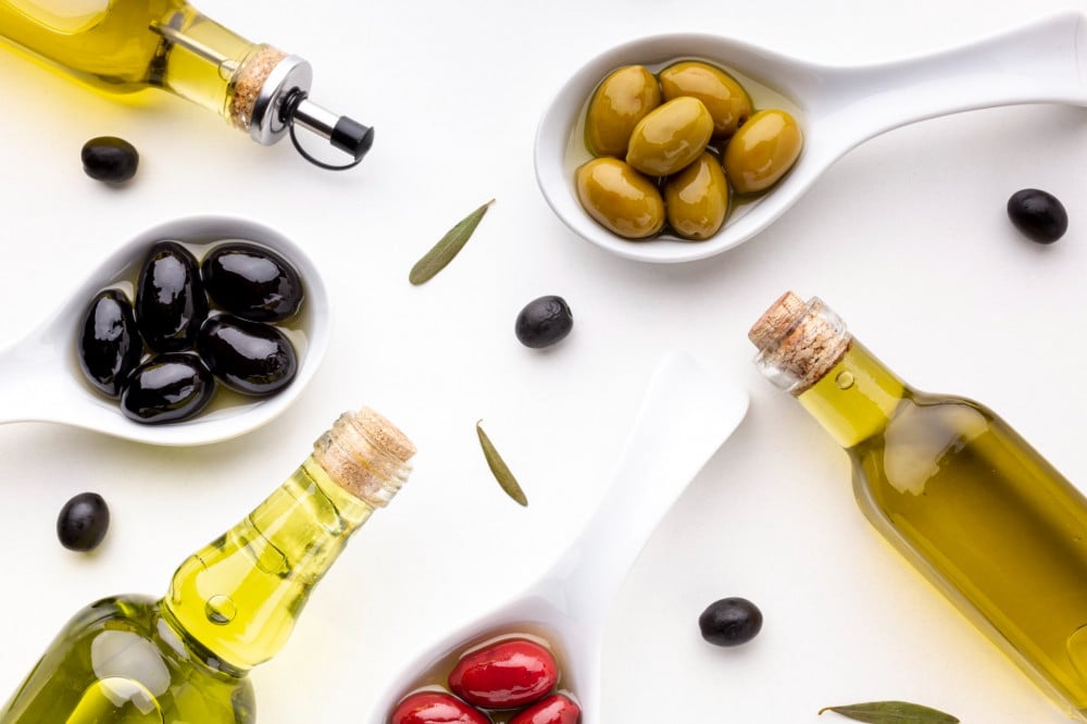 زيت الزيتون العضوي المميزات والفوائد