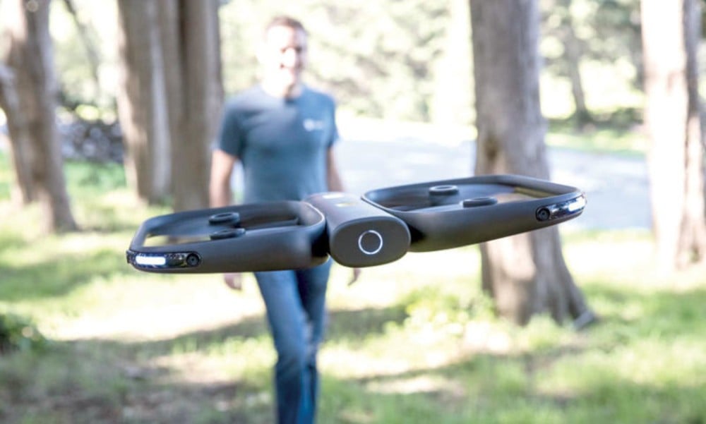 تأثير الذكاء الاصطناعي في تطوير طائرات ذاتية القيادة