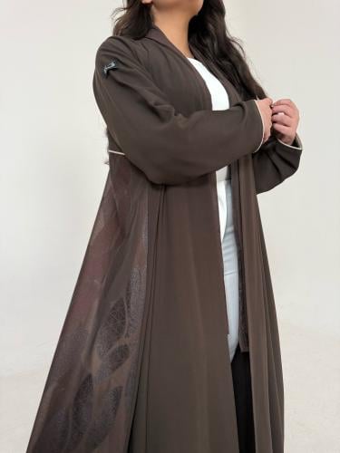 عباية كريب بني مع لنن زري من الخلف