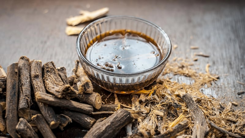 القسط الهندي البحري وفوائده الصحية المتنوعة وتطبيقات علاجية