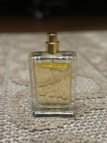 عطور بريحه العود والبتشولي