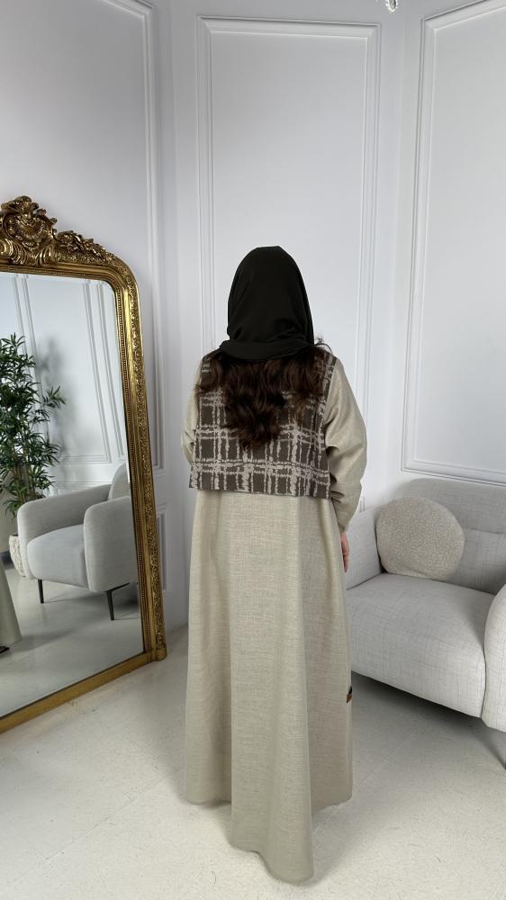 عبايات لون بيج