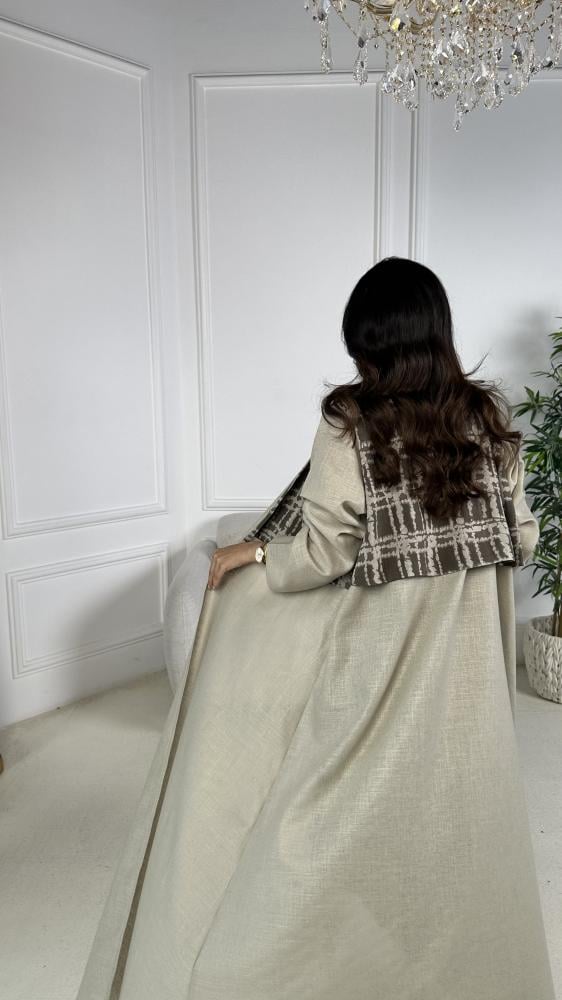 عبايات لون بيج