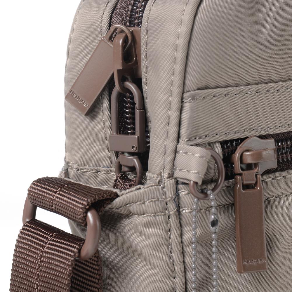 Hedgren Shoulder Bag for Women Sephia Brown الصنات للحقائب