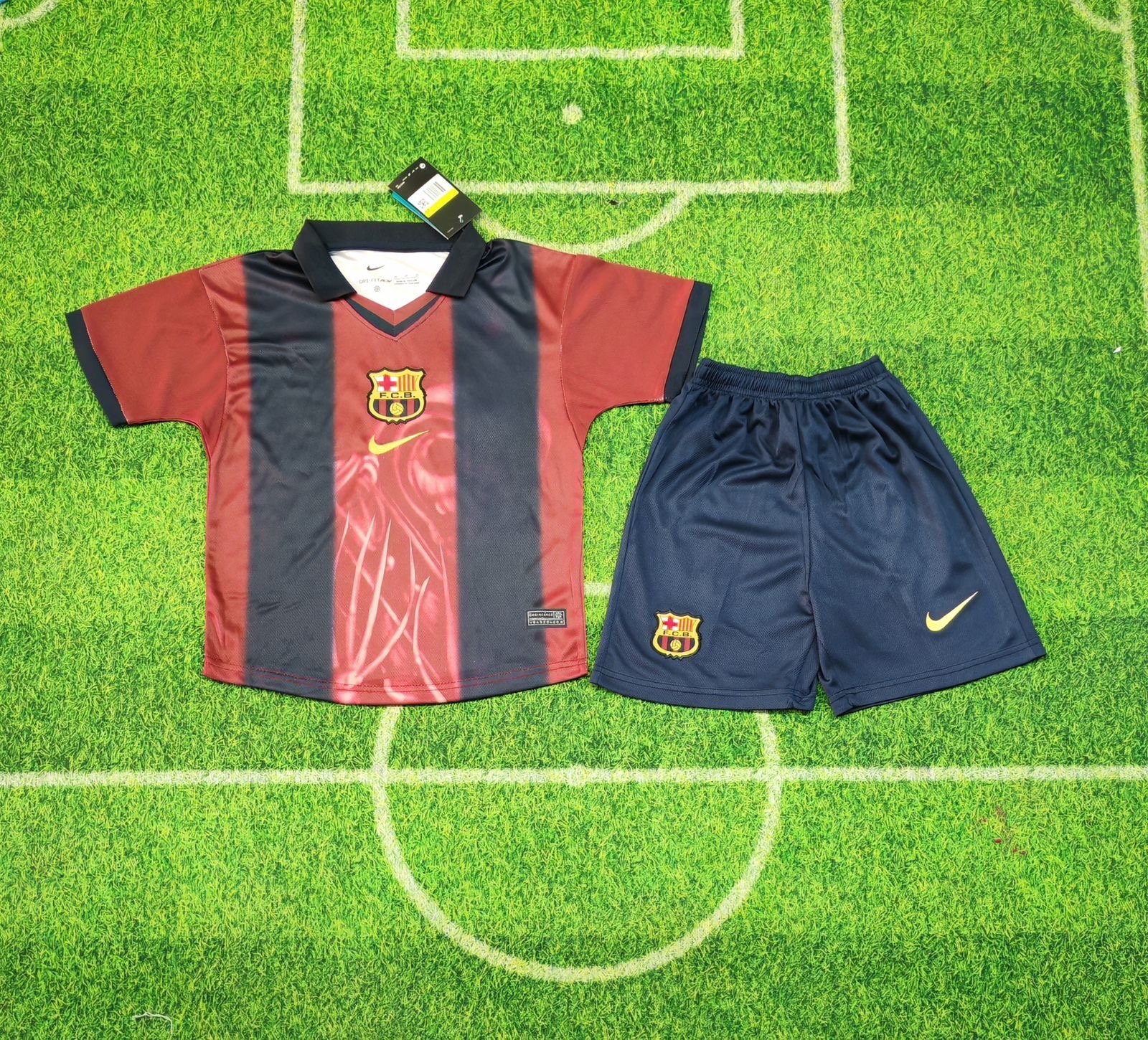 طقم برشلونه ترافيس سكوت 2025-2026 فئه اطفال