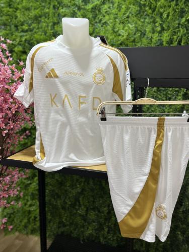طقم النصر الثالث الابيض