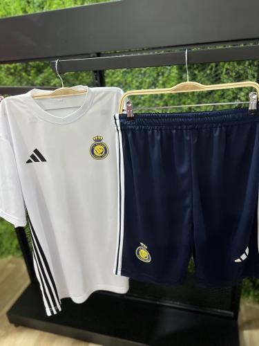 طقم النصر الابيض