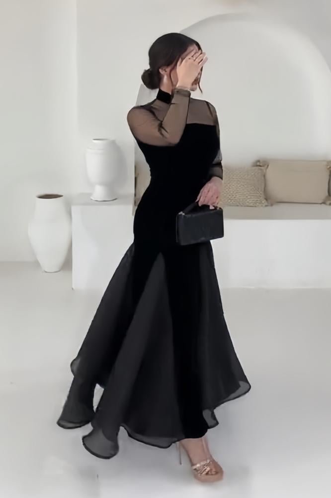 فستان اسود ناعم