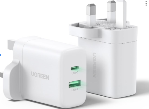 شاحن سريع UGREEN بقوة 20 وات ومنفذين