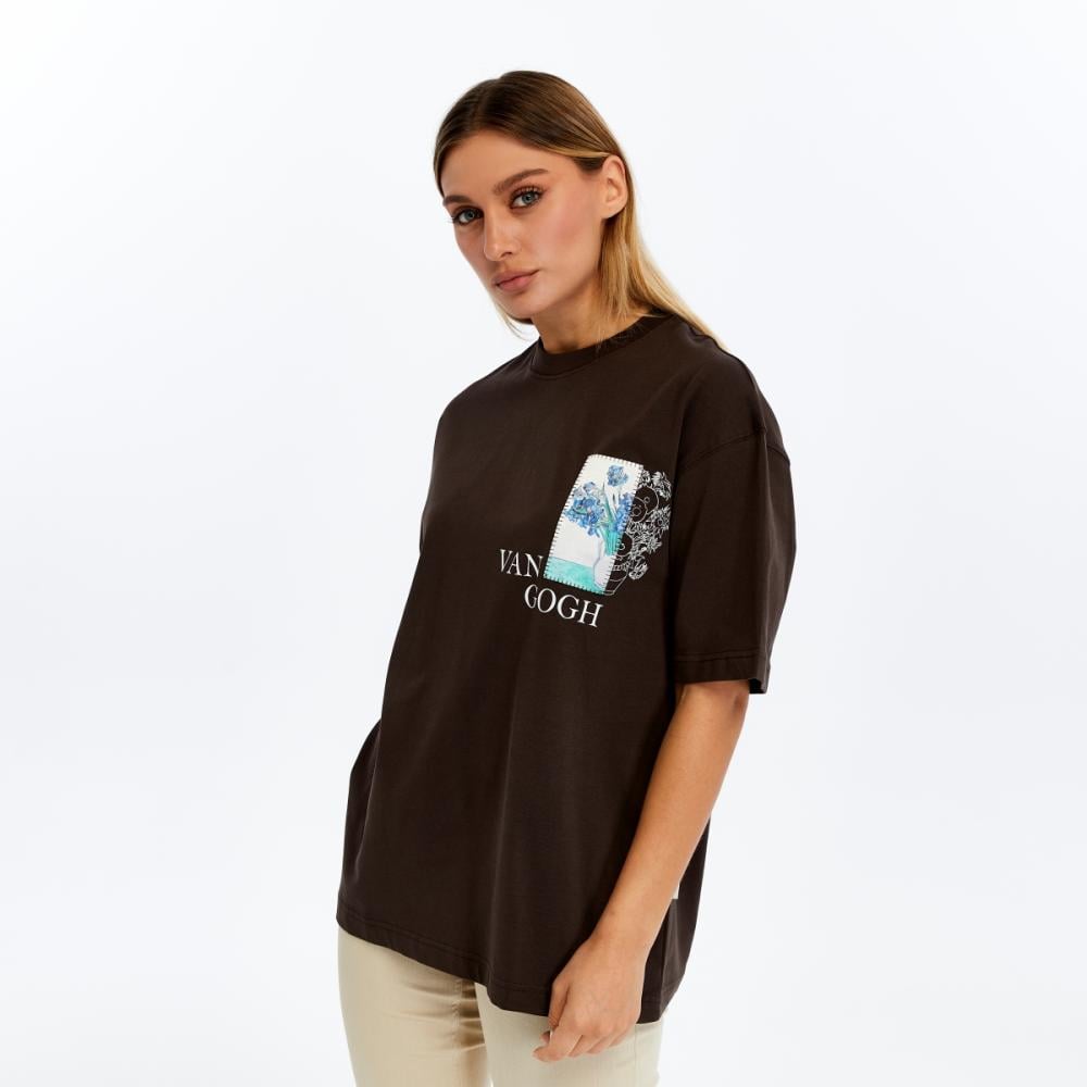 Oversized brown T-shirt with an artistic design inspired by the works of Van Gogh.