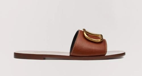 VLOGO SIGNATURE METALLIC LEATHER SLIDE SANDAL WITH...