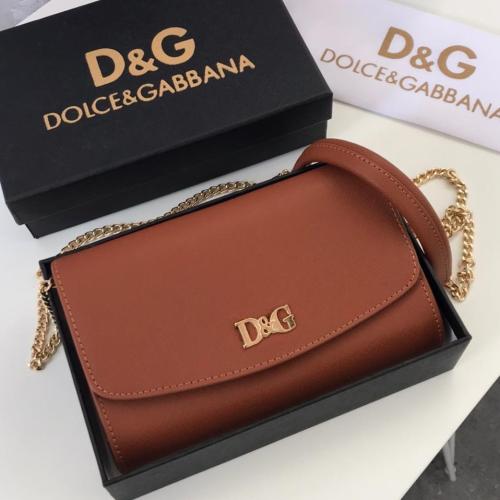 شنطة نسائية من D&G