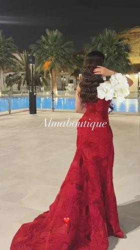فستان سهره احمر