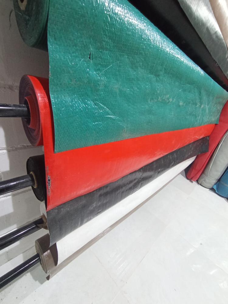 شراعات بلوثلين 2*50 متر  200 جرام جميع الالوان