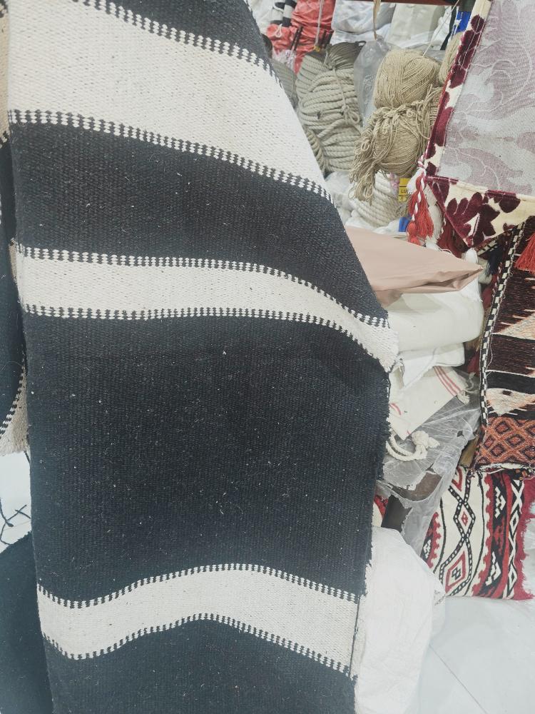 قماش بيت شعر مخطط المتر مربع