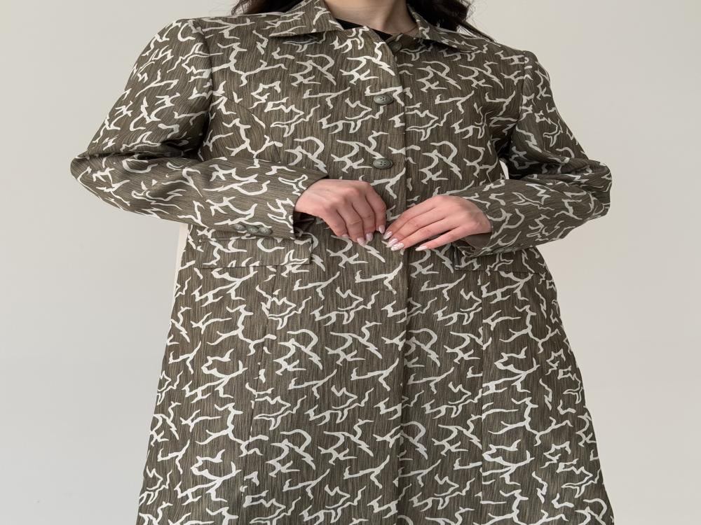 عباية بليزر جاكار ياباني