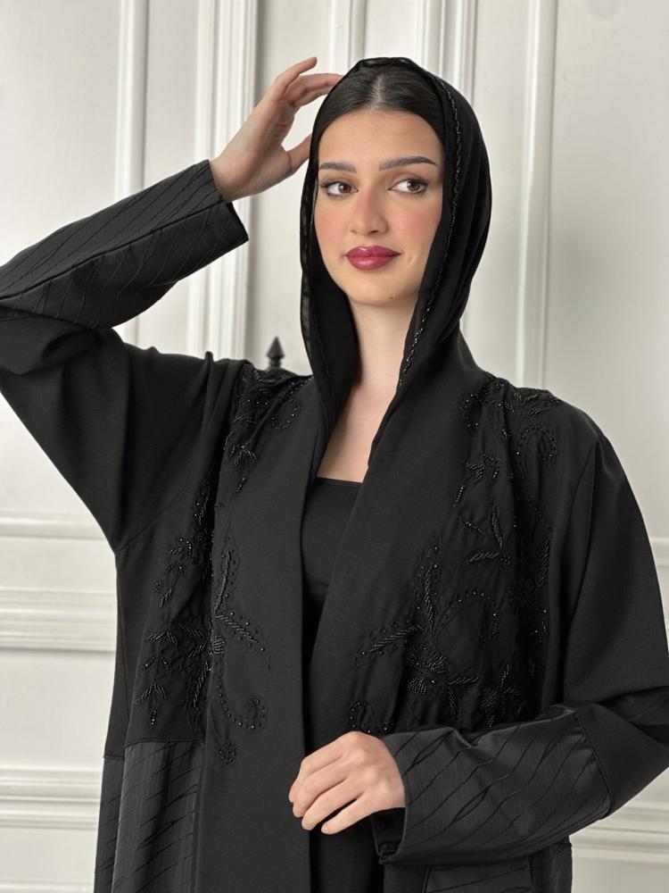 عباية سوداء كريب