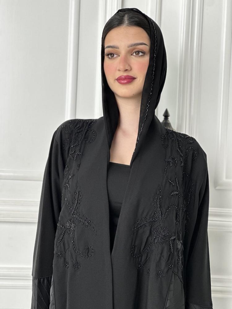 عباية سوداء كريب