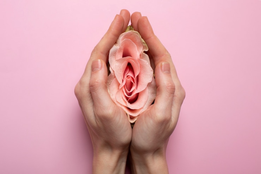 4 Secrets to Effectively Care and Lighten Sensitive Areas