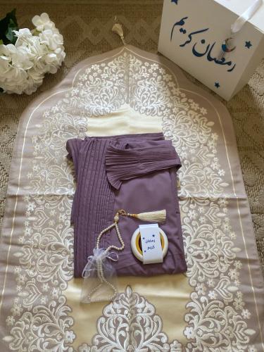 بوكس رمضان اطقم صلاة لون موف غامق