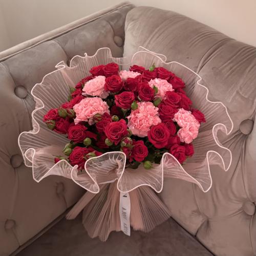 باقة ورد متنوعه