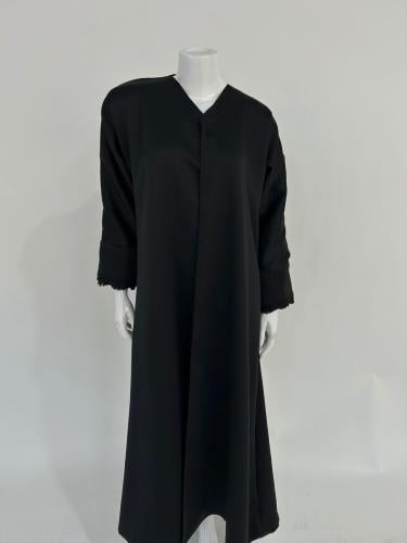 عبايه سوداء