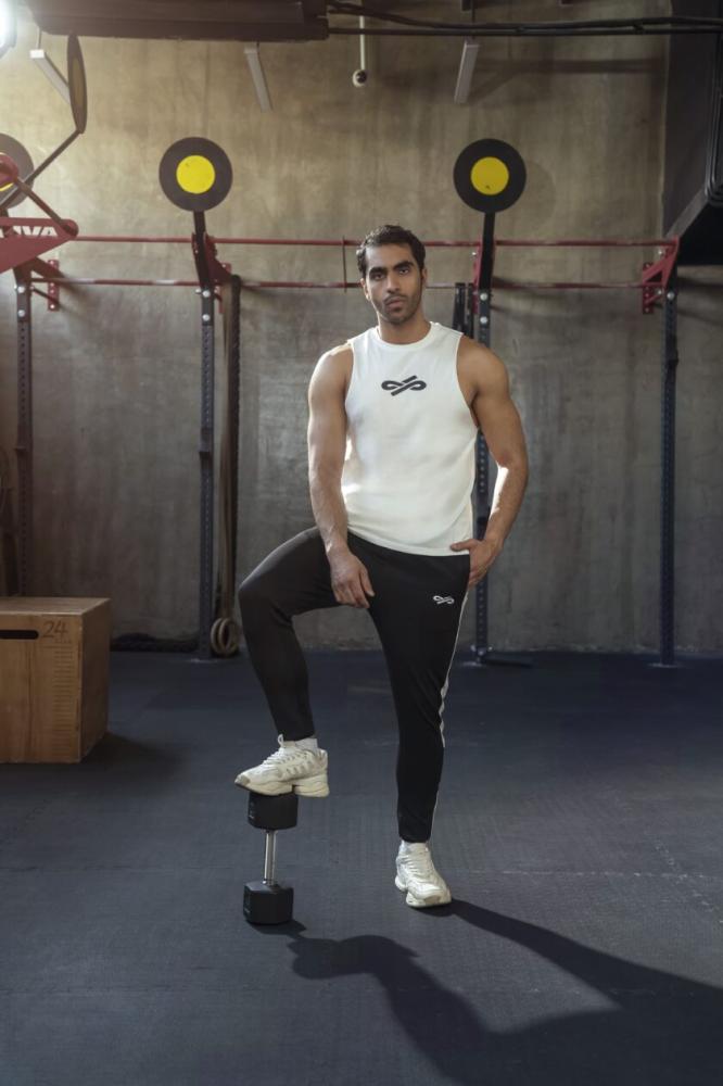 تي شيرت بلا أكمام