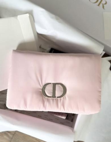 حقيبة Dior